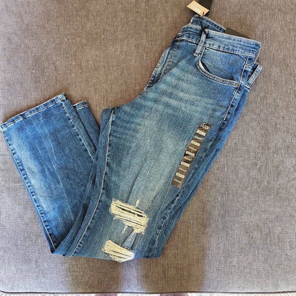 Lazer Men's Straight Leg Opening Regular Fit Blue Distressed Jeans Size 36x32 - Picture 2 of 14